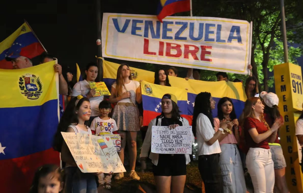  🌑 Venezuela ¿Libre? El Eclipse Lunar 2025, Plutón y el Declive del Poder